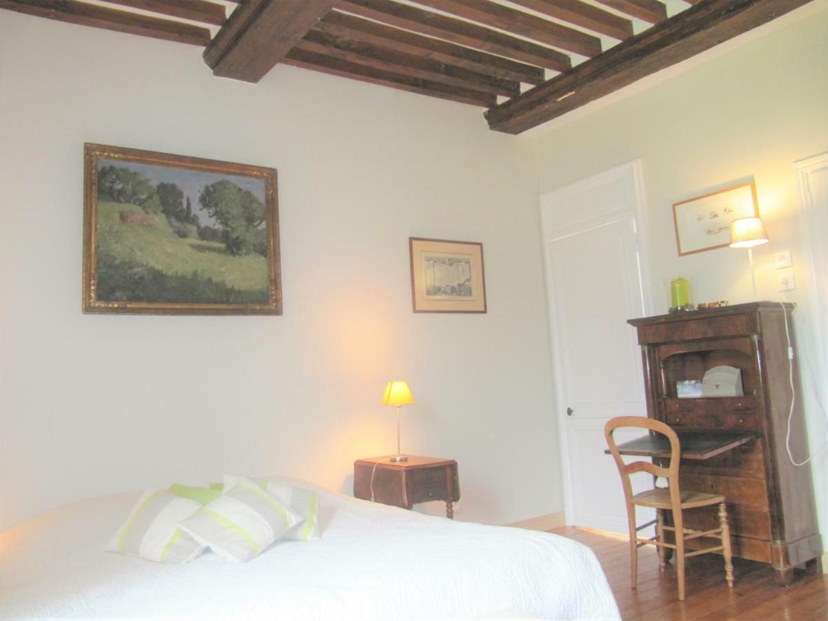 Bed & Breakfast Chateau Les Cedres Bretteville-l'Orgueilleuse エクステリア 写真