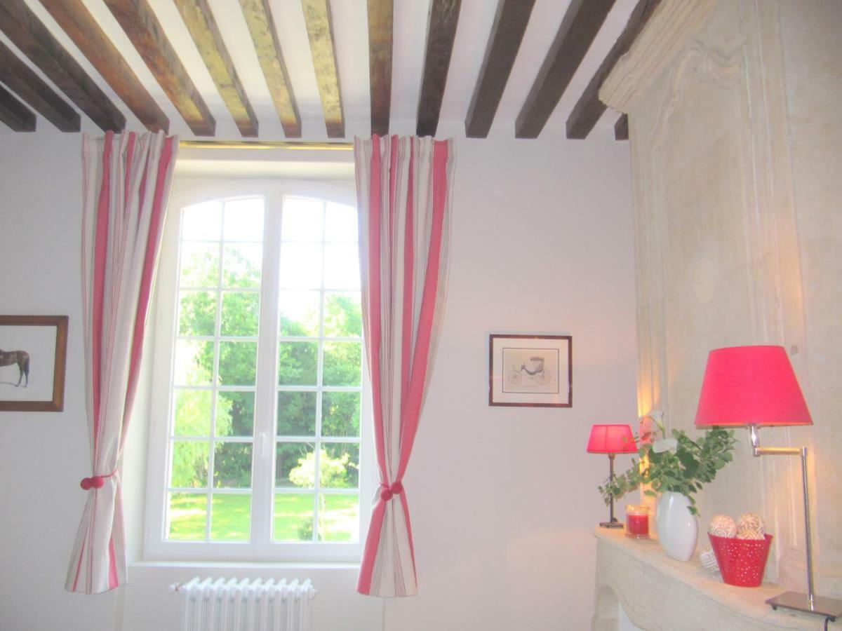 Bed & Breakfast Chateau Les Cedres Bretteville-l'Orgueilleuse エクステリア 写真