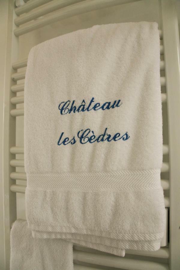Bed & Breakfast Chateau Les Cedres Bretteville-l'Orgueilleuse エクステリア 写真