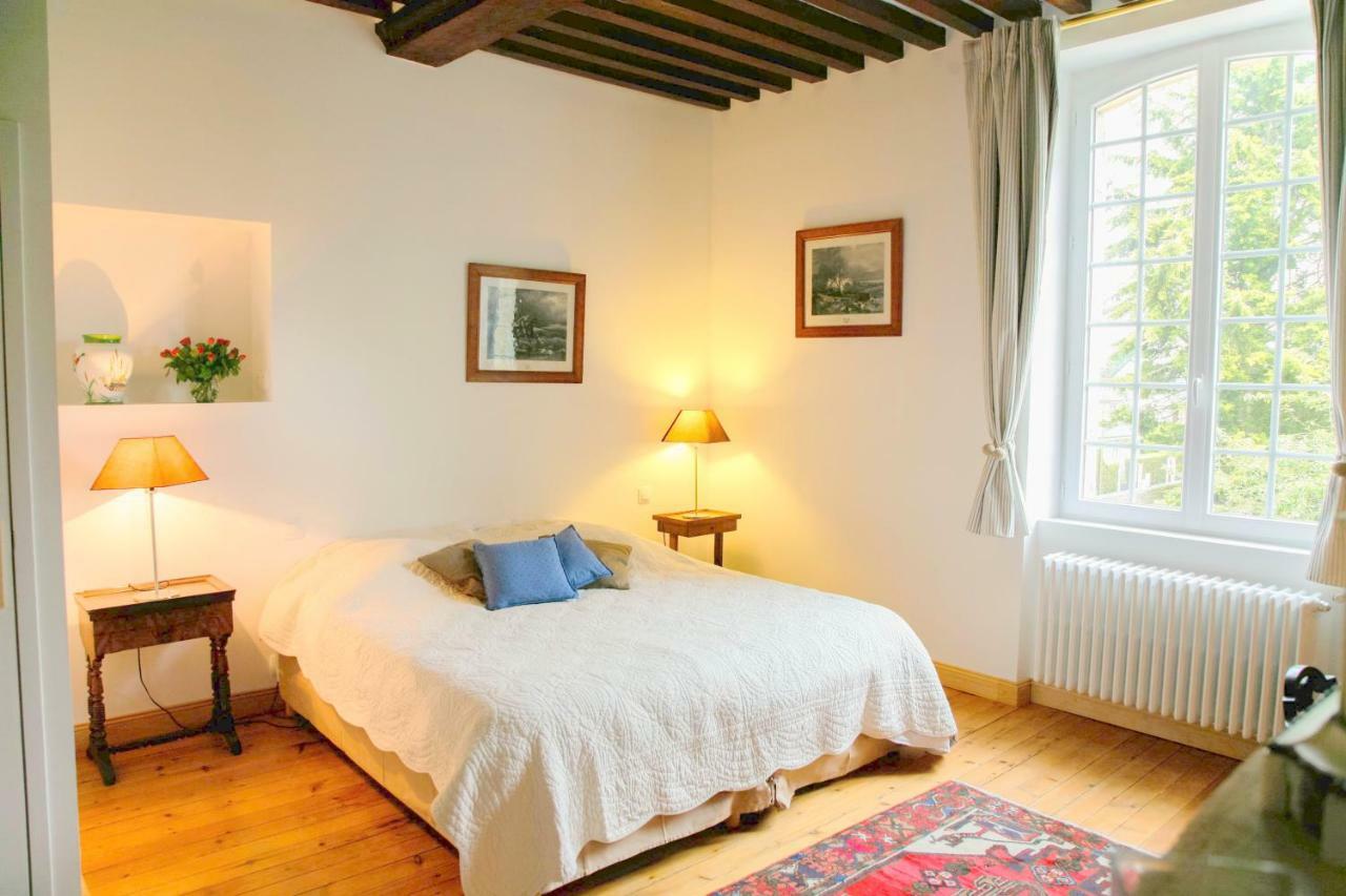 Bed & Breakfast Chateau Les Cedres Bretteville-l'Orgueilleuse エクステリア 写真